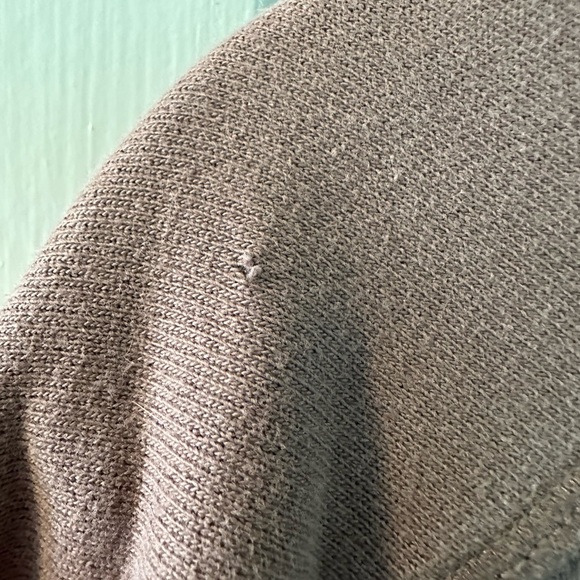 ALO sweatshirt - Picture 2 of 5